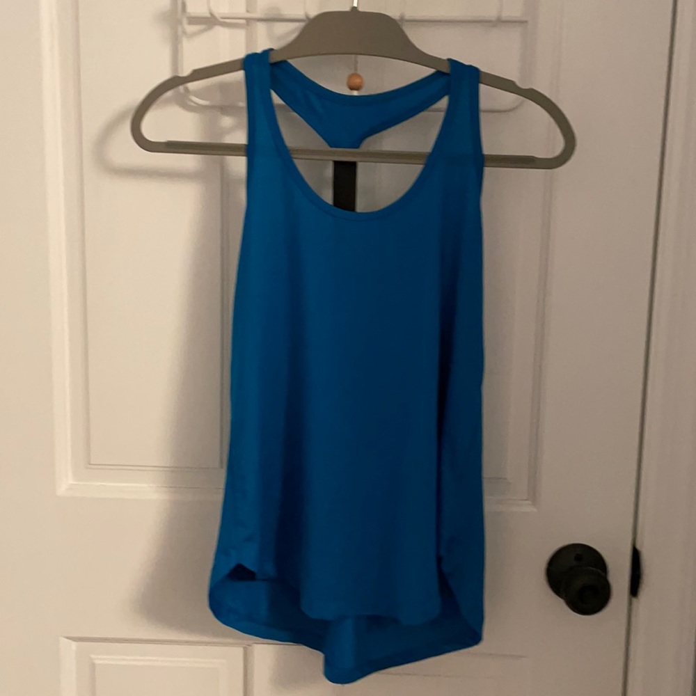 Workout tank top